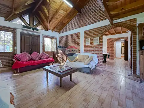 EXCELENTE CHALET 6AMB.IDEAL INVERSOR 2700M2.EZEIZA