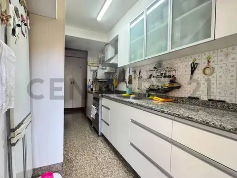 Venta PH tipo dúplex de 4 ambientes con jardín – Florida