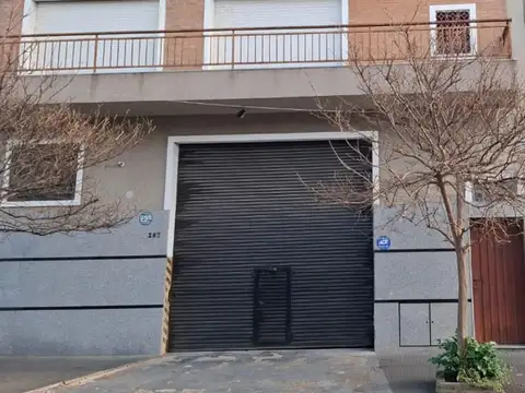 Galpón en Venta en Lomas del Mirador, Partido de La Matanza