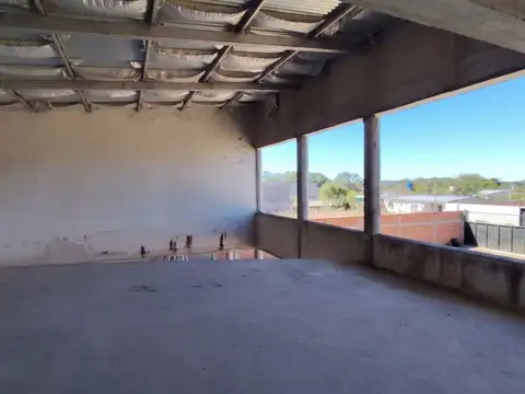Casa 5 ambientes con 1 baño