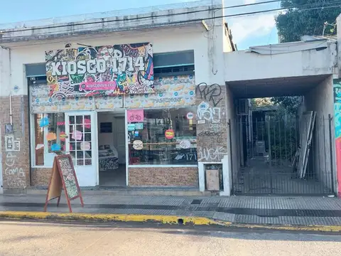 VENTA CASA 3 AMB MAS LOCAL EN ITUZAINGO A/CREDITO