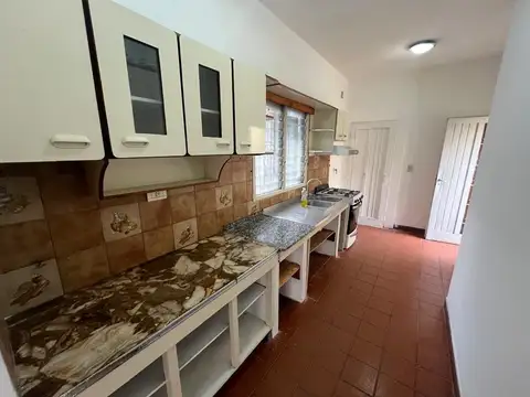 Depto Tipo Casa en Alquiler de 2 dormitorios