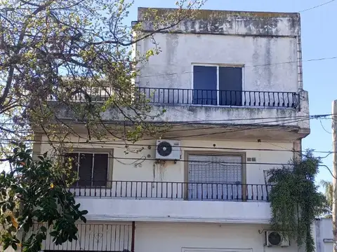 SE VENDE PROPIEDAD CON 4 UNIDADES EN EL MISMO BLOQUE (OPORTUNIDAD INVERSORES)
