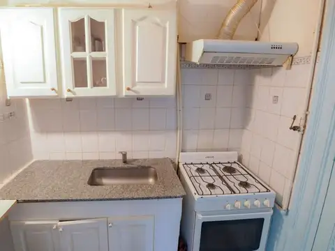 Depto Tipo Casa 7 ambientes con 2 baños