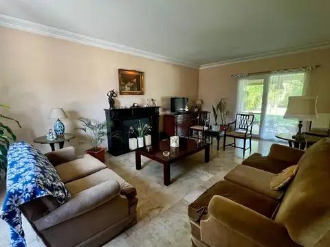 Casa  en Alquiler ubicado en Septiembre, Escobar, G.B.A. Zona Norte