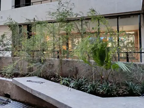 LOFT CON PATIO EN PICHINCHA APTO PROFESIONAL