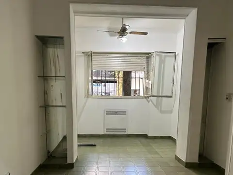Departamento 3 amb. PB frente, Patio, Caballito, Exc. Ubicacion