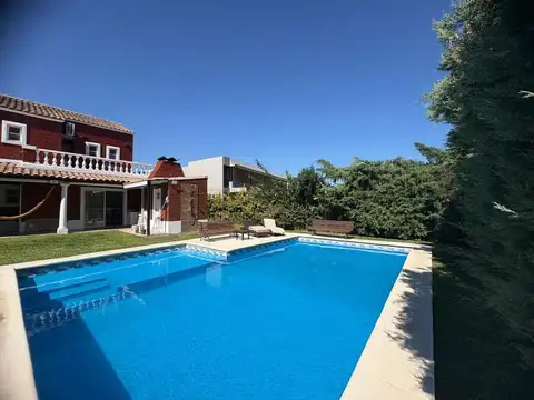 Casa en Venta de 6 dormitorios