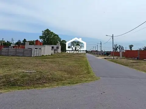 Barrio Parque Derqui,  Pte. Derqui, Pilar .