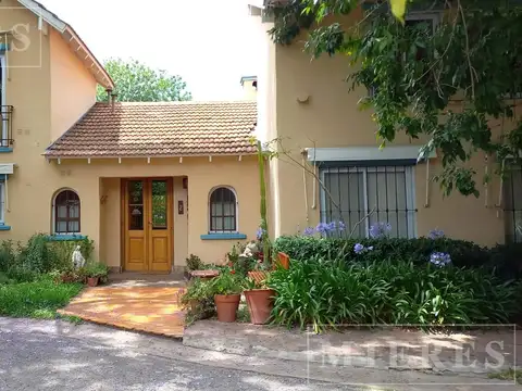 Los Eucaliptus -  Formosa 958 - San Isidro