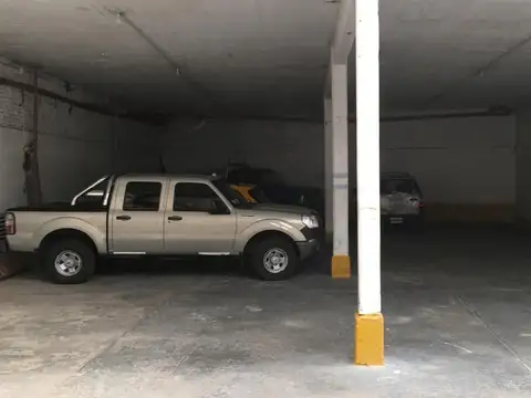 GALPÓN / DEPOSITO DE 660 M2 terreno propio La Boca