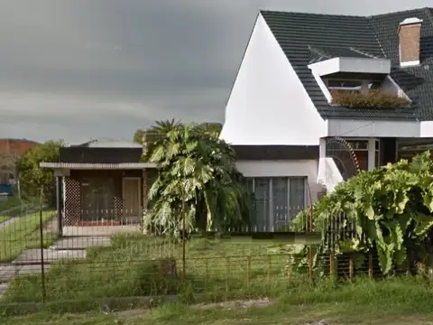 OPORTUNIDAD LOTE 10 x 30 VILLA LUZURIAGA ESCUCHA OFERTAS