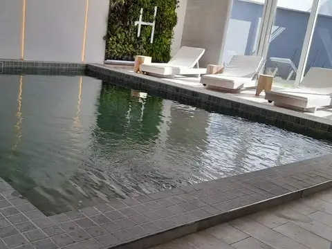 Departamento en Alquiler en Chateau Carreras, $ 1.300.000