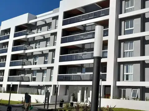 Calandria 100, Piso 1°  I