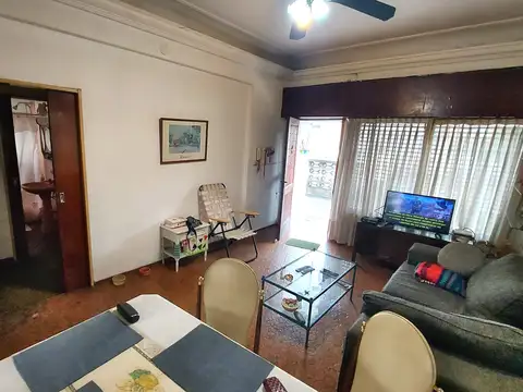 Depto Tipo Casa en Venta 49 años