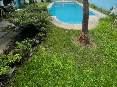 Casa 6 ambientes con 3 baños