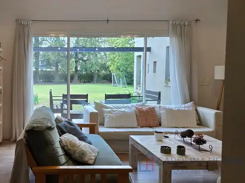 Casa en Alquiler Temporal en Bella Vista, USD 3.200