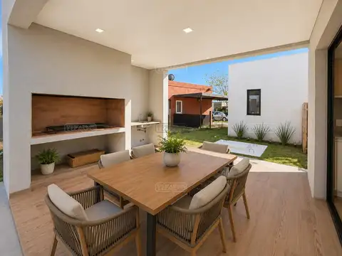 Casa 4 ambientes con 3 baños