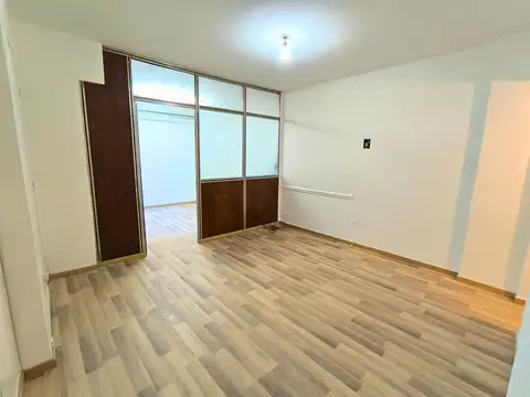 Dpto. 2 ambientes en Venta.  Balvanera. Apto Prof.