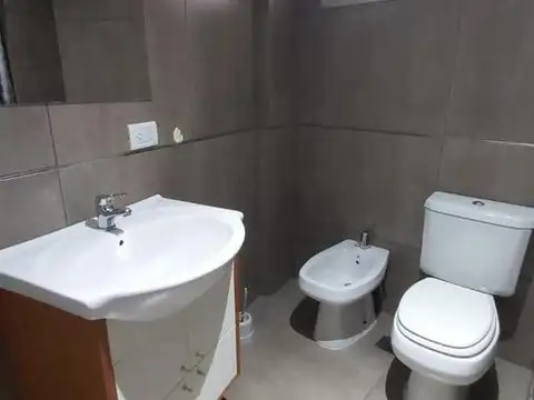 Departamento en Alquiler en Luis Agote, $ 300.000