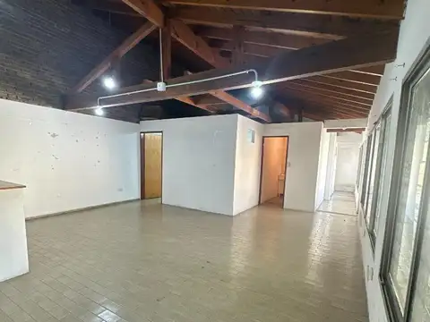 Oficinas mas locales en Venta en Burzaco! Oportunidad 