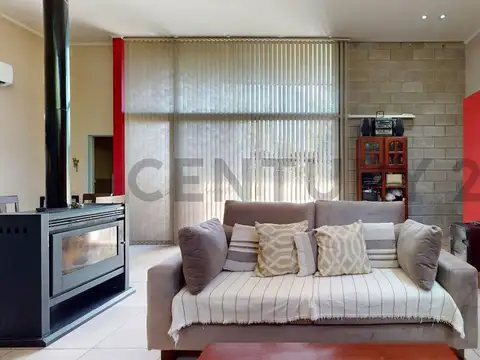 419 entre 139 bis y 140 (sobre la calle Arana) Villa Elisa casa en venta