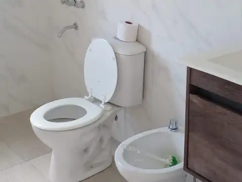 Casa en Alquiler al Oeste