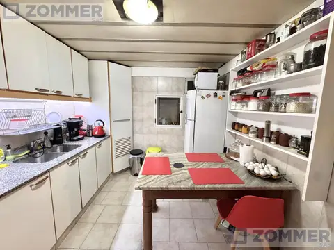 Oficina en Alquiler al Este