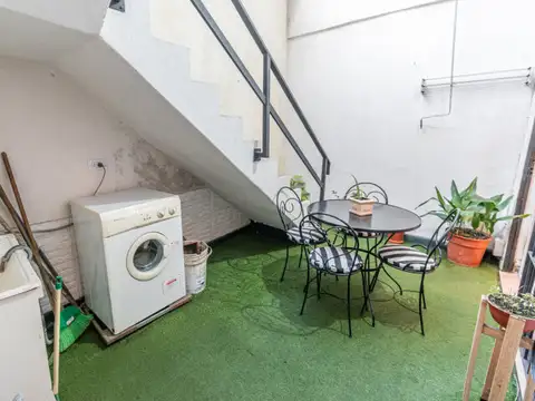 Depto Tipo Casa en Venta 40 años