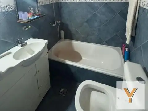 Casa en venta - 4 Dormitorios 2 Baños - General San Martín