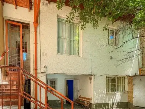 Casa en venta - 4 Dormitorios 2 Baños - General San Martín