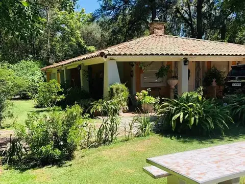 Lote En Parque Gaona Con Casa De 1200mts