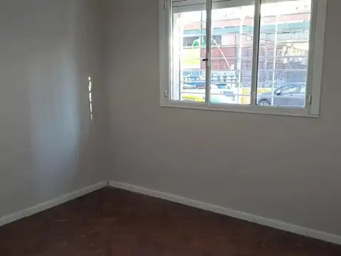 Depto Tipo Casa en Venta en Villa Crespo, USD 125.000