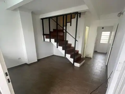 Departamento en Venta en Villa Santos Tesei, USD 79.000