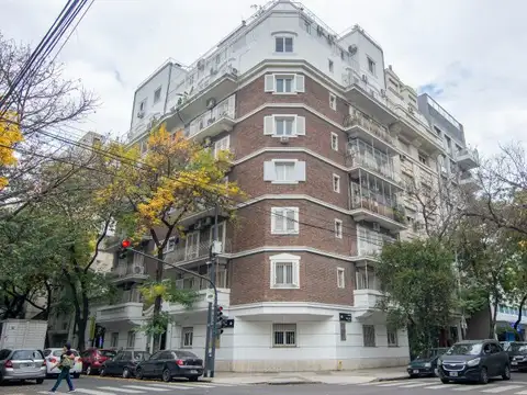 Venta Dpto de 6 ambientes más dependencia y doble balcón en Belgrano