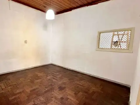 Depto Tipo Casa en Venta en Tolosa, USD 67.000