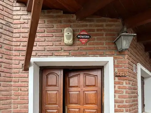 Casa en Venta con 1 cochera