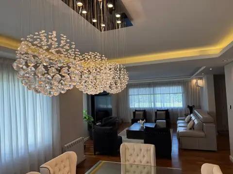 VENTA ESPECTACULAR CASA EN KENTUCKY