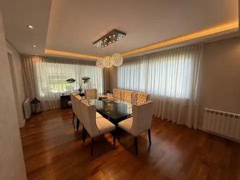 Casa en Venta al Este