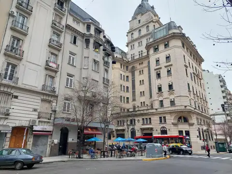 SEMIPISO FRANCES - 4 DORMITORIOS- VENTA - 5 Ambientes - Tribunales