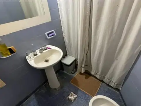 CASA DE 4 AMB, VENTA POSIBLE CONSULTORIO EN PADUA