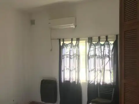 Casa 3 Ambientes En Venta - Francisco Alvarez