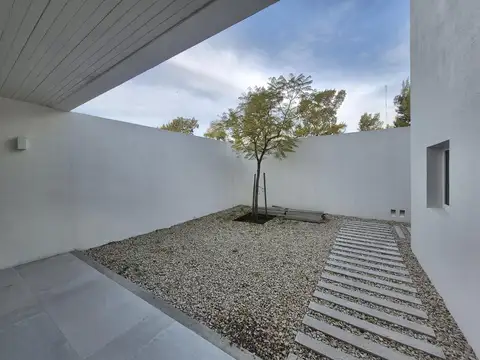 Casa en Alquiler Temporal de 4 dormitorios