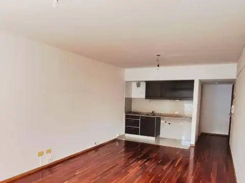 Departamento en Belgrano Barrancas Piso alto al frente con Balcón y cochera