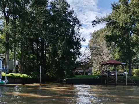 VENTA 1,7 HA DELTA RIO CAPITAN Y ARROYO CANDIOTTI
