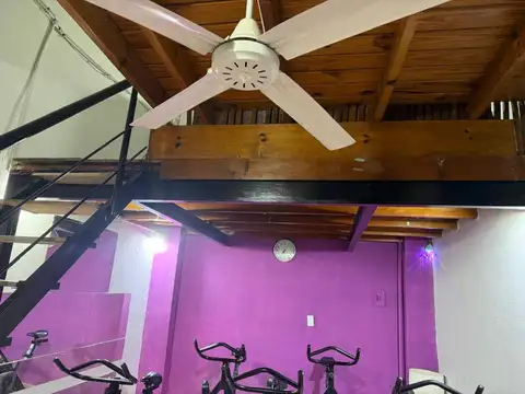 LOCAL EN GALERÍA EN ALQUILER EN QUILMES CENTRO
