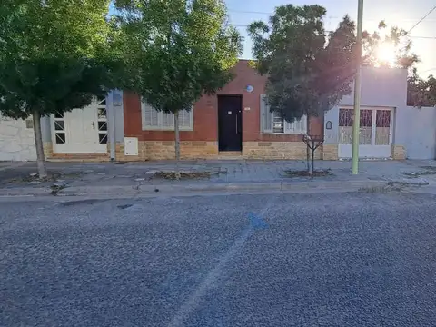 VENTA CASA BARRIO PACIFICO PATIO
