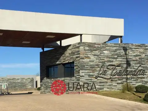 DUPLEX DE CATEGORIA IDEAL INVERSOR EN VENTA LA CALANDRIA