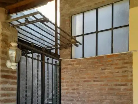 Casa en Venta con 5 cocheras