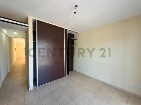 VENTA DEPARTAMENTO 2 AMB  CON COCHERA MORON